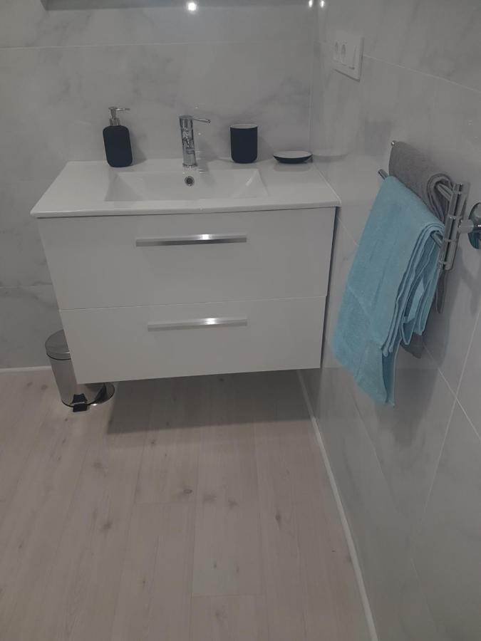 Barcia 2 Apartment Pontevedra Bagian luar foto